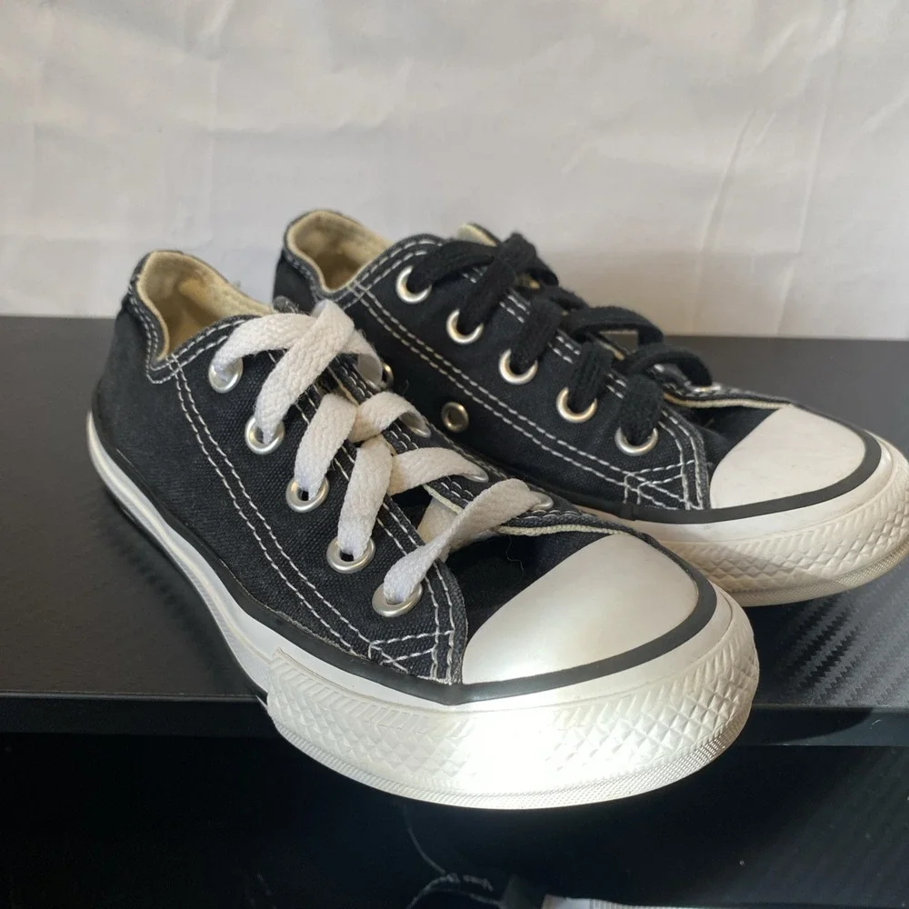 Converse All Star Chuck Taylor Kids Canvas‎ Shoes Low Top Black Boys Size 11
